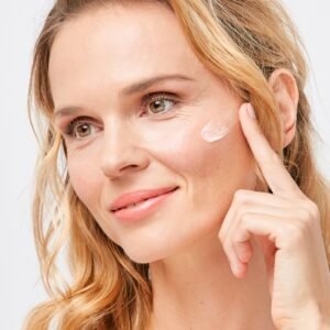 ISDIN Isdinceutics A.G.E. Reverse Day 50ml + Trousse Offerte – Image 4