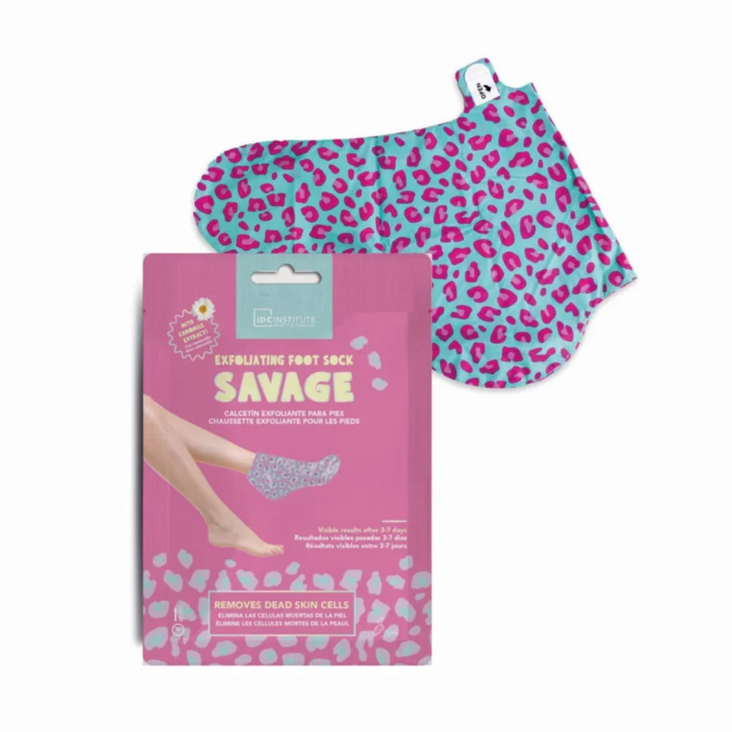 Packaging Savage Exfoliating Foot Sock IDC Institute, chaussette exfoliante pour pieds secs.
