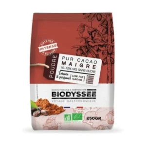 Sachet de poudre de pur cacao maigre bio Biodyssée 250g pour pâtisserie et boissons.
