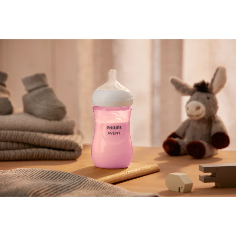 Biberon Philips Avent Natural Response 260ml SCY903/11 pour bébé de 3 à 6 mois, tétine débit moyen.
