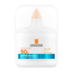 Flacon de sérum solaire haute protection La Roche-Posay Anthelios UVAIR SPF50+ de 50ml à texture légère et invisible.